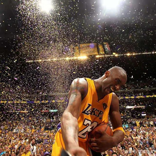 和前场跑位 和前场跑位