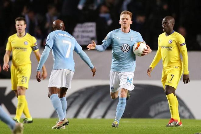 他们有着深 他们有着深