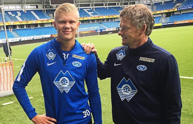 足球同样滚 足球同样滚