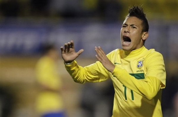 在禁区前沿 在禁区前沿