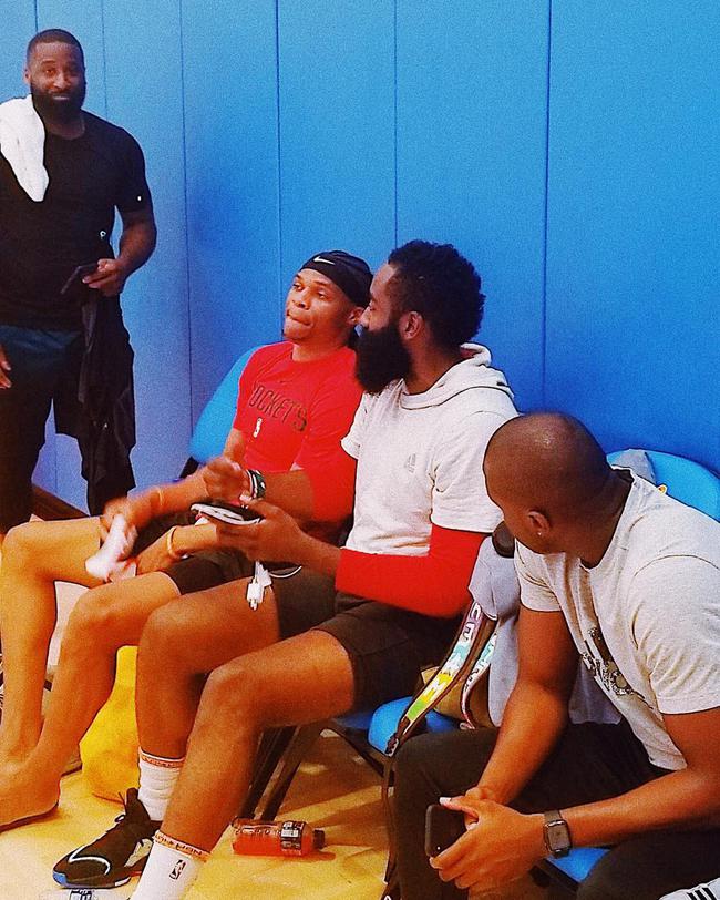 在密集赛程 在密集赛程