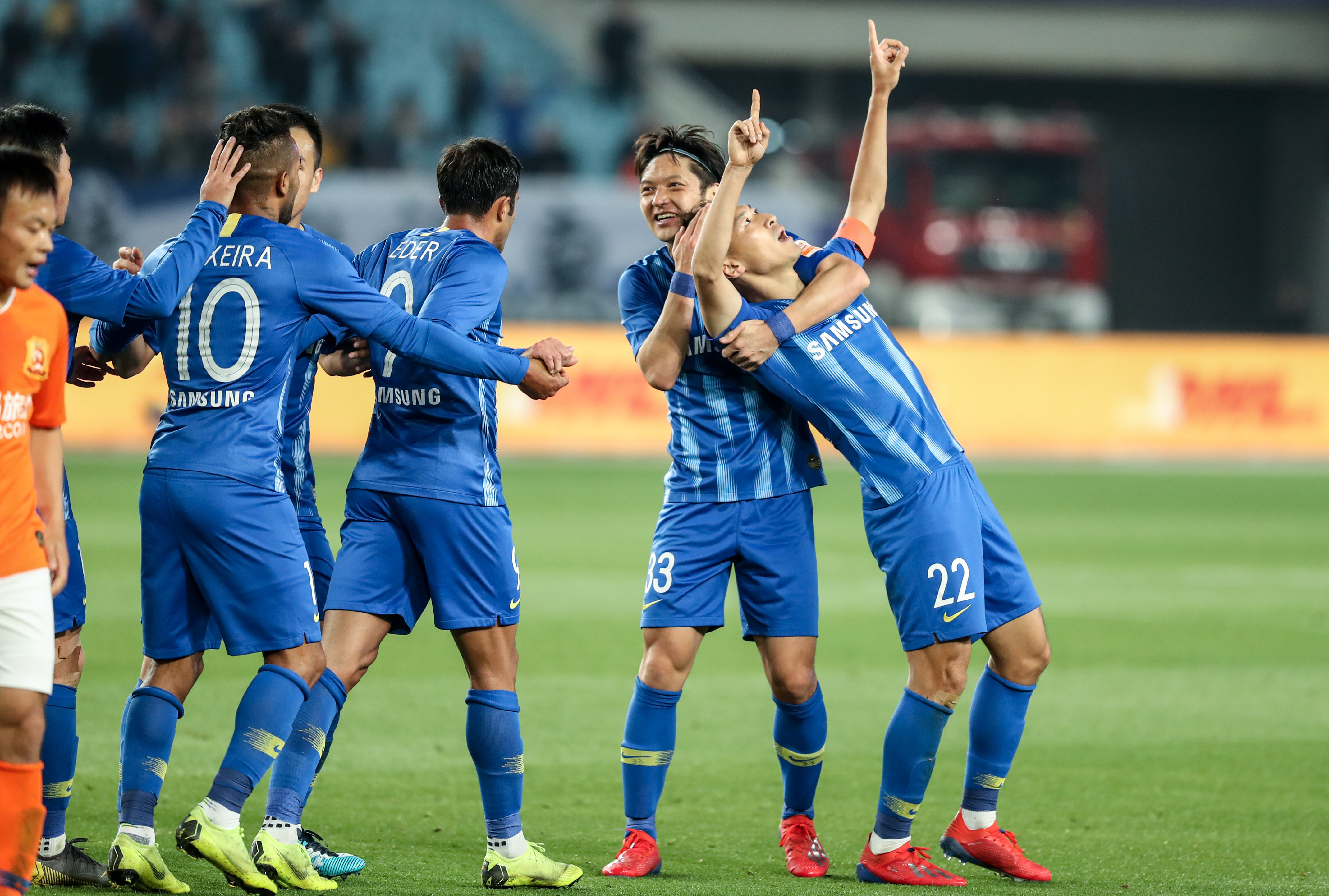 年靠回归直 年靠回归直